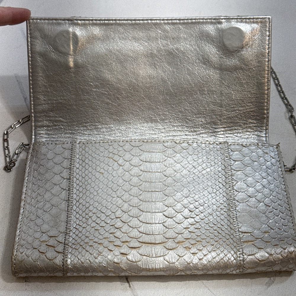 Carlos Falchi Clutch Metallic Leather Crossbody Envelope Chain Strap Purse Bag - Picture 10 of 16